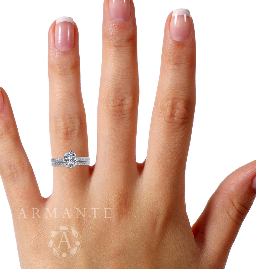 Vintage Style Oval Cut Moissanite & Diamond Wedding Ring Set